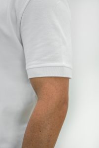 پولوشیرت مردانه، ترکیبی از استایل کلاسیک و راحتی روزمره است. اگر به‌دنبال یک استایل شیک، مرتب و همیشه‌مد هستید، مجموعه پولوشیرت‌های کاز کانسپت گزینه‌ای بی‌نقص برای شماست.