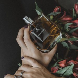 عطر وانیلا نویر | ضاصاری