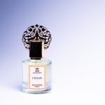 نمای عطر سدار ZASSARI با رایحه چوبی شرقی و ادویه‌ای
